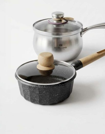 Kitchen_tools_with_wooden